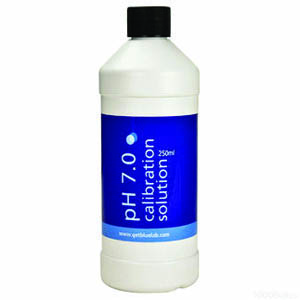 Bluelab 7.0 250 ml Calibration Solution
